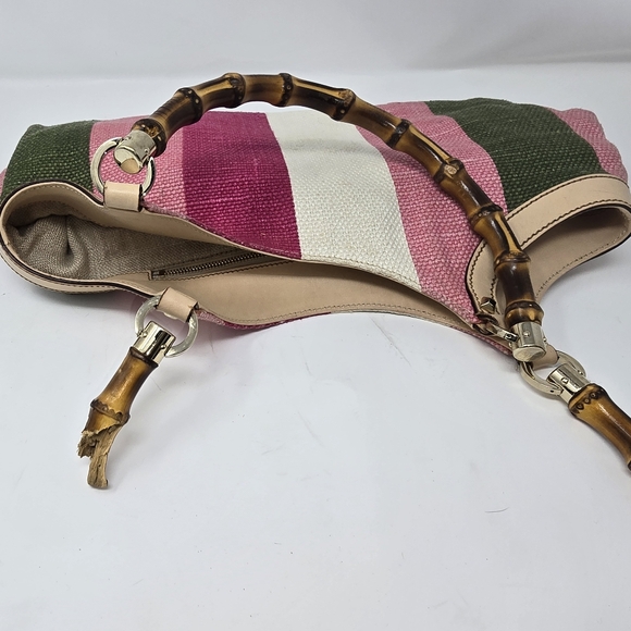 Vintage Gucci *broken handle* - Picture 6 of 7